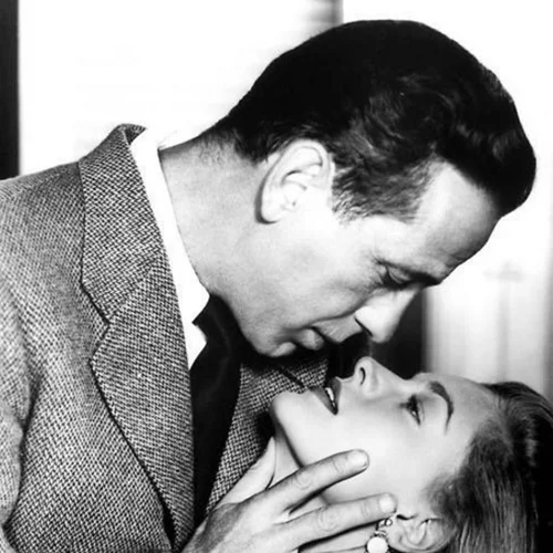 Έρευνα: Τα κορίτσια των βορείων προαστίων ψάχνουν καλό σεξ και των δυτικών την ασφάλεια