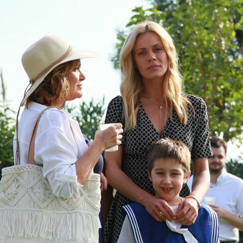 Στο Καλό Γλυκιά Μου Συμπεθέρα: Τι γεύση μας άφησε η πρεμιέρα της σουρεάλ σειράς του ΑΝΤ1;