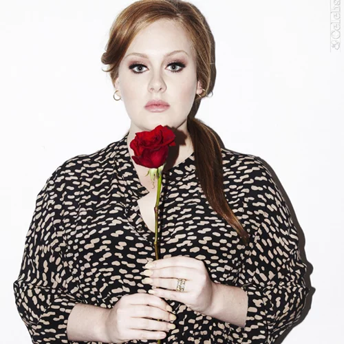 Η απίστευτη αντίδραση της Adele όταν την επισκέφθηκε νυχτερίδα στη σκηνή