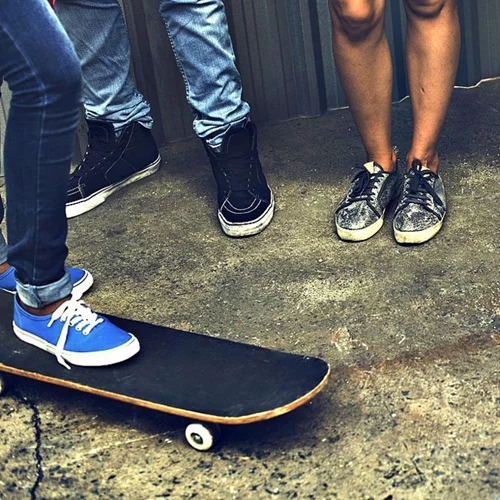 Πέντε λογαριασμοί στο Instagram για τους λάτρεις των sneakers