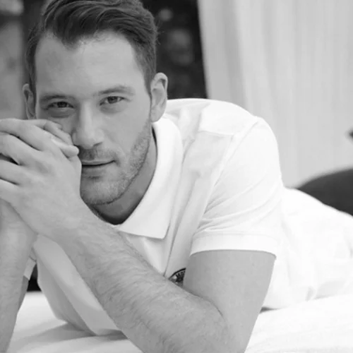 Αντίνοος Αλμπάνης | Συγκινεί με τη δημοσίευση για την Παγκόσμια Ημέρα κατά του Καρκίνου