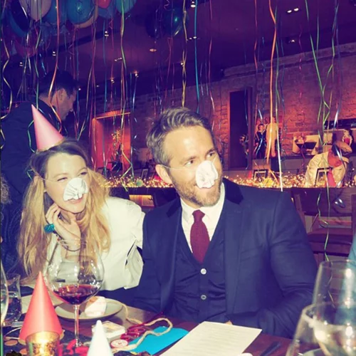 Blake Lively - Ryan Reynolds: Στη Disneyland με τα παιδιά τους!