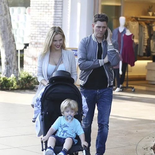 Michael Buble: Όσα είπε η γυναίκα του για την ασθένεια του γιου του