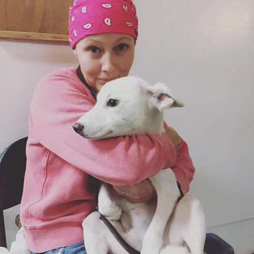 Shannen Doherty: Συγκλονίζει η νέα φωτογραφία που δημοσίευσε μέσα από το νοσοκομείο