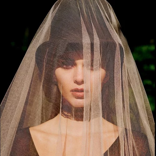 Kendall Jenner: Στην πιο παραμυθένια φωτογράφιση για το Love Magazine