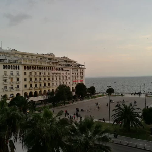 Η αξία της φωτογραφίας: Χάνεις τη στιγμή ή κρατάς μια ανάμνηση;