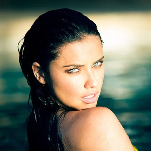 Adriana Lima: Γυμνάζεται και τρελαίνει το διαδίκτυο!
