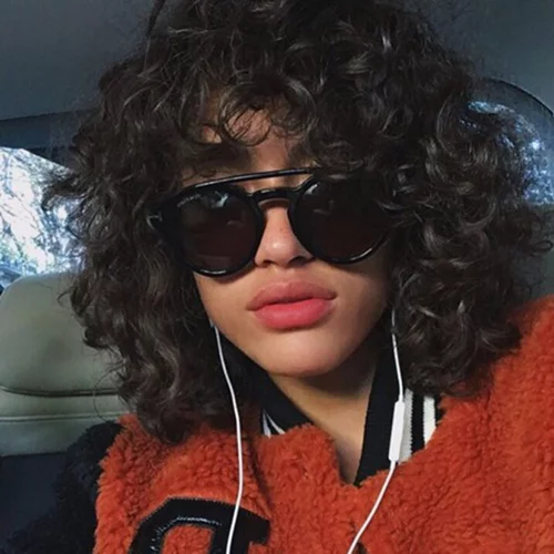 Αυτά είναι τα νέα (διαφορετικά) αγγελάκια της Victoria's Secret