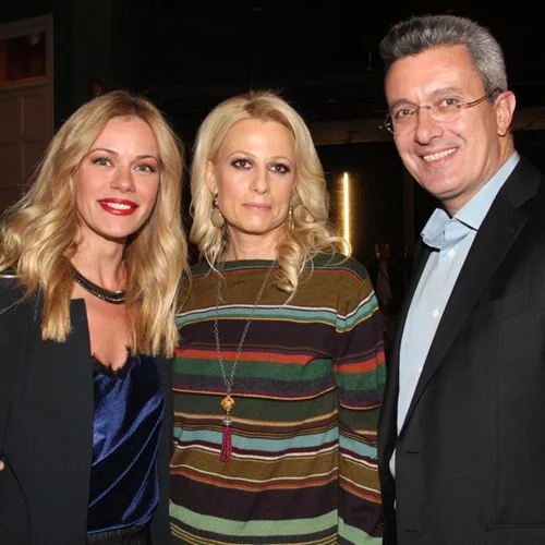 Ποιοι επώνυμοι βρέθηκαν στην επίσημη πρεμιέρα του Λάκη Λαζόπουλου!