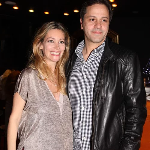 Άριελ Κωνσταντινίδη: Η δημόσια εμφάνιση με φουσκωμένη κοιλίτσα