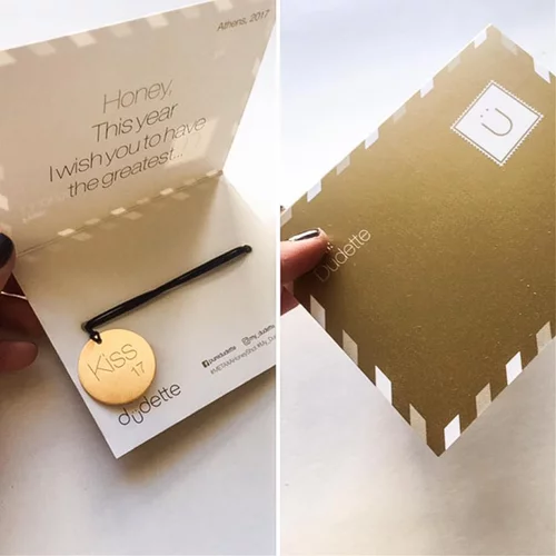 Dudette: Χαρίζει 5 γούρια για καλή τύχη το 2017! (αποτελέσματα)