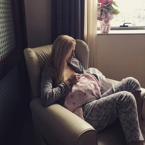 Βάσω Κολλιδά: To σώμα της πέντε μέρες μετά τη γέννηση της κόρης της