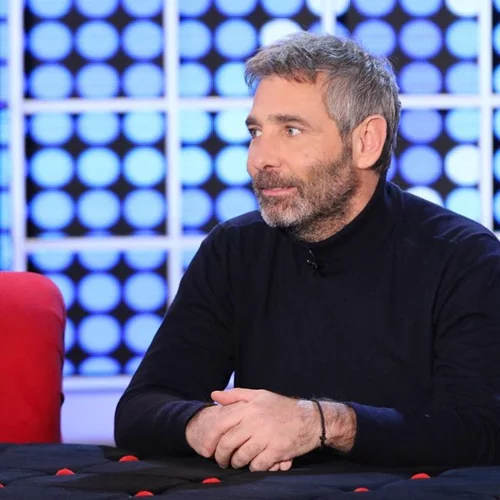 Θοδωρής Αθερίδης: «Η ζήλεια μέσα στη σχέση είναι ''καρκίνος''»