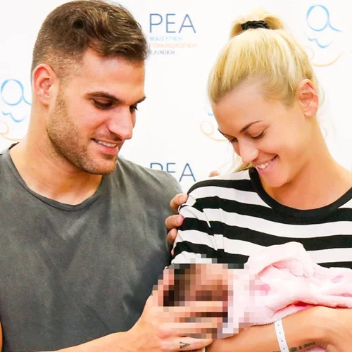 Βάσω Κολλιδά: Η άψογη σιλουέτα λίγες μέρες μετά τη γεννά