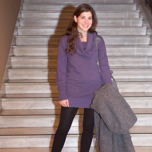 Ηρώ Μπέζου: Ακολουθεί τα βήματα των γονιών της