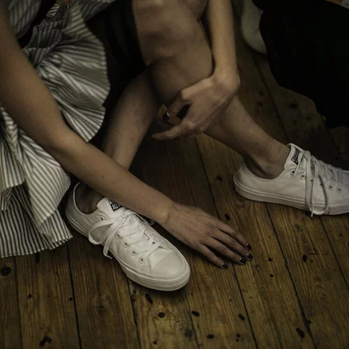 Η Converse στην πασαρέλα του fashion show Stelios Koudounaris Resort 2017 Collection