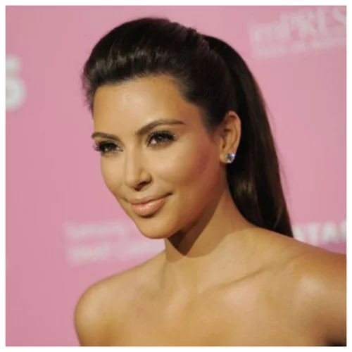 Kim Kardashian: Η επίσημη εμφάνιση μετά την ληστεία στο Παρίσι