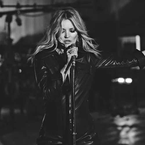 Kate Moss: Πρωταγωνιστεί σε βίντεο κλιπ του Elvis Presley