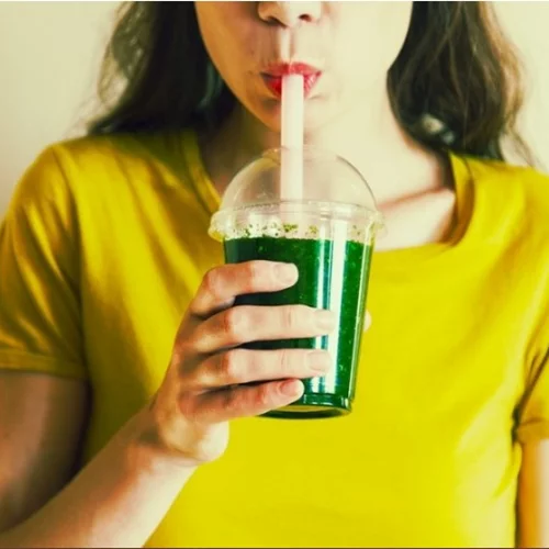 Οι 6 τροφές που πρέπει να φας πριν το ραντεβού (για επίπεδη κοιλιά και καλή διάθεση!)