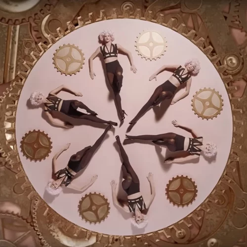 Calzedonia: Γιορτάζει τα 30 της χρόνια!