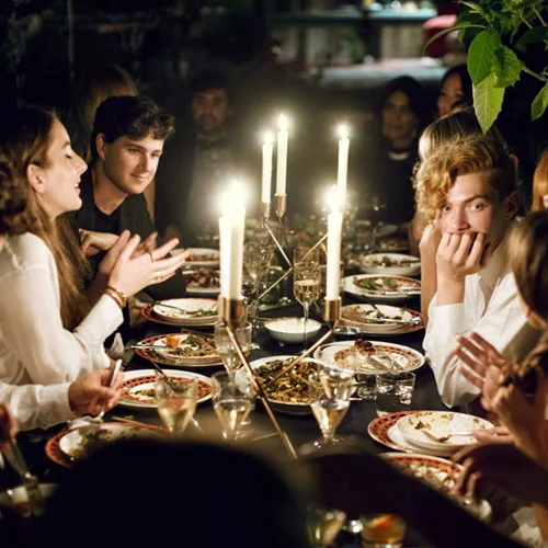 Οι συμβουλές από 7 σεφ για να κάνεις επικό χριστουγεννιάτικο τραπέζι