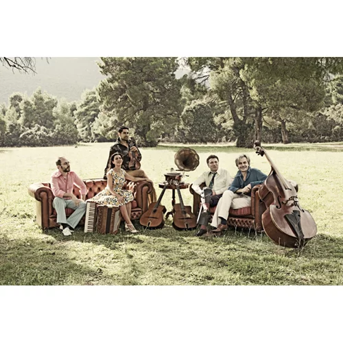 Οι Gadjo Dilo σε ένα μοναδικό εορταστικό πρόγραμμα στο Gazarte