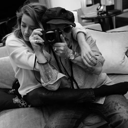 Amber Heard: Προσφέρει τα χρήματα του διαζυγίου με τον Johnny Depp σε ίδρυμα!