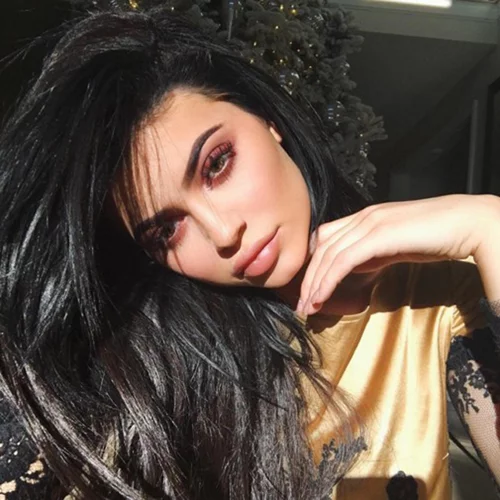 Kylie Jenner: Και ναι, έκανε και αυτό το χρώμα στα μαλλιά της!