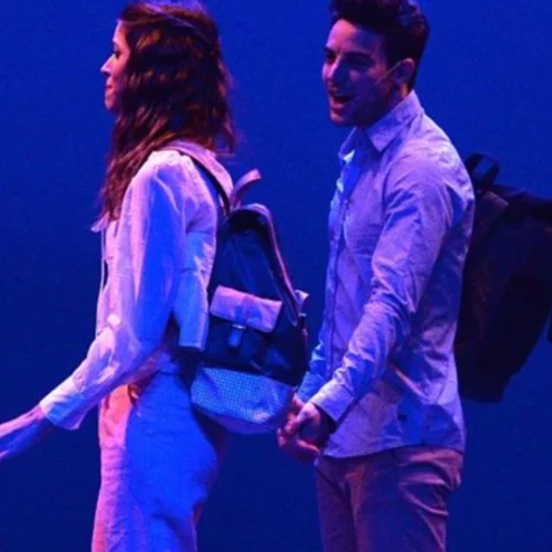 Άρης Μακρής: Οι σέξι εμφανίσεις στο Mamma Mia!