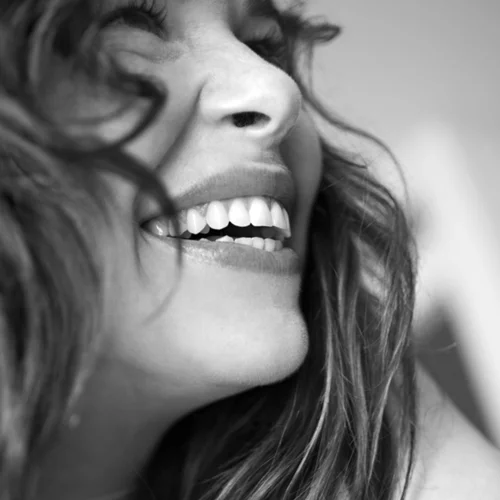 Δοκιμάσαμε την πιο έξυπνη οδοντόβουρτσα και το μόνο που κάνουμε είναι να χαμογελάμε