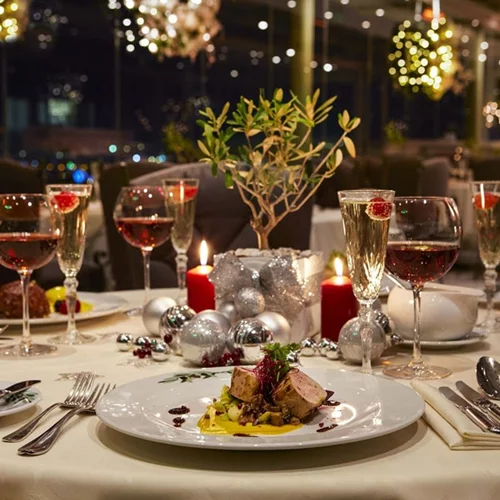 Περνάμε τις γιορτές στο Τιτάνια