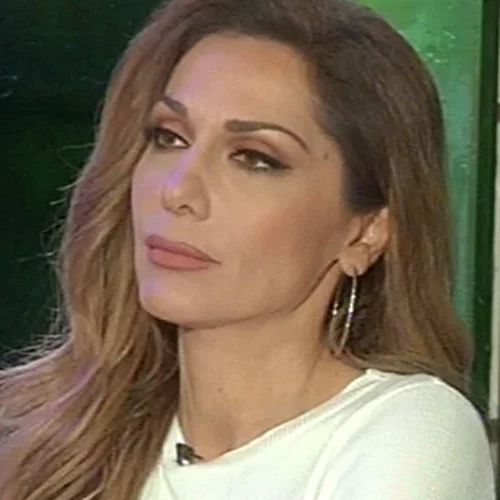 Δέσποινα Βανδή: Η αποκαλυπτική συνέντευξη στη Φαίη Σκορδά και η πρώτη εμφάνιση στο «Mamma Mia»!