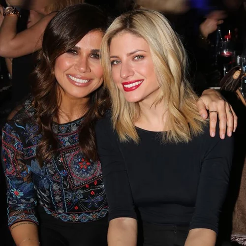 Ευαγγελία Αραβανή: Η βραδινή της έξοδος με τη φίλη της, Νεσχάν Μουλαζίμ