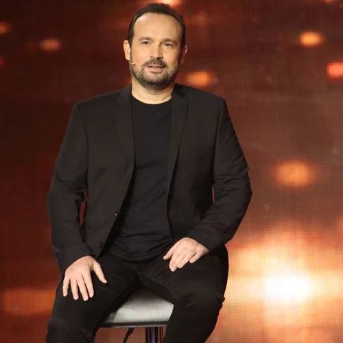 Κώστας Μακεδόνας: «Δεν βγήκα με μαγιό ούτε πήγα να δείξω συνταγές ούτε να πω τα ζώδια»