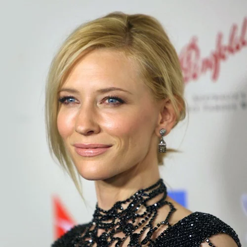 Cate Blanchett: Θα βραβευθεί στα γενέθλια της Βασίλισσας Ελισάβετ!