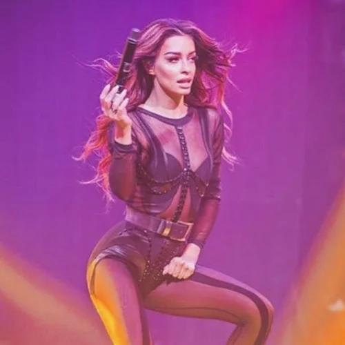 Ελένη Φουρέιρα: O σέξι χορός της στη σκηνή! (video)