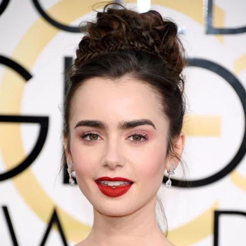 Δε ξέρουμε αν θες να δεις την makeup-free selfie της Lily Collins