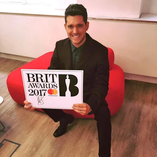 Michael Buble: Θα παρουσιάσει τελικά τα BRIT Awards;