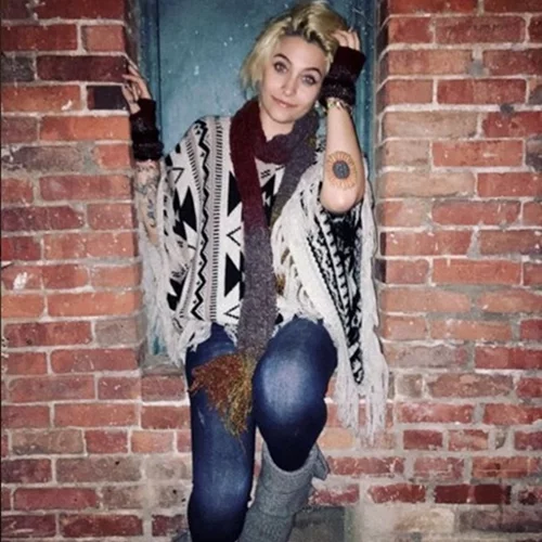 Paris Jackson: Ποια είναι η θεωρία της για τον θάνατο του πατέρα της;