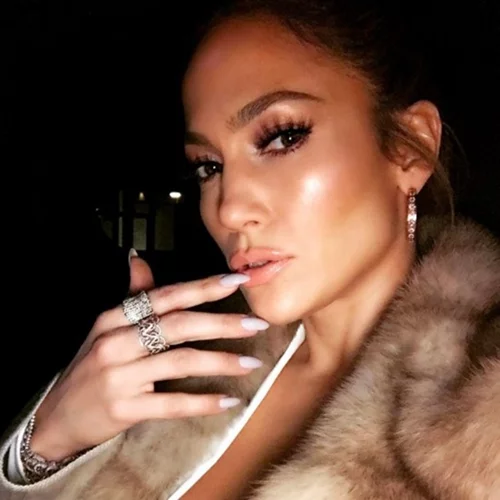 Jennifer Lopez: Πώς αντέδρασε στο διάταγμα του Trump;