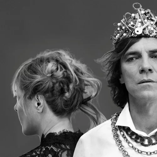 Καλιγούλας: Κέρδισε μία διπλή πρόσκληση για την παράσταση στο Δημοτικό Θέατρο Πειραιά