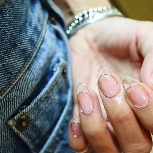 #maniMonday: Σου συστήνουμε το Wire Nail Art!