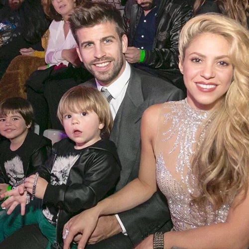 Shakira - Pique: Στέλνουν ευχές από το Instagram μαζί με τους γιους τους