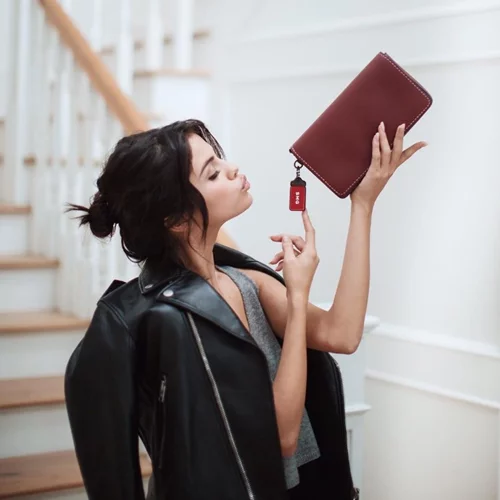 Οι 10 celebrities με τους περισσότερους followers στο Instagram