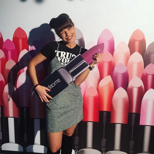 Γνώρισε τη Βίκυ Φωτιάδου, μια από τις 4 συμμετέχουσες του The Beauty Challenge by Smashbox