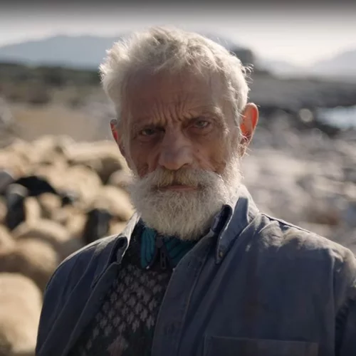 Apple: H νέα διαφήμιση με πρωταγωνιστή ένα ελληνικό χωριό