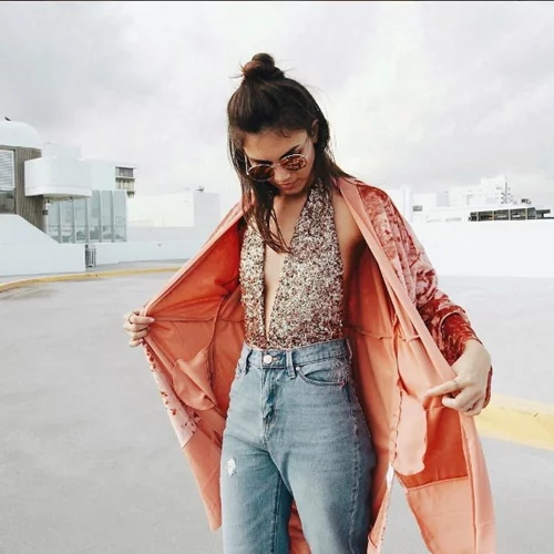 Πρήξιμο μετά τις γιορτές; 5 τρόποι να αποβάλλεις τις τοξίνες άμεσα