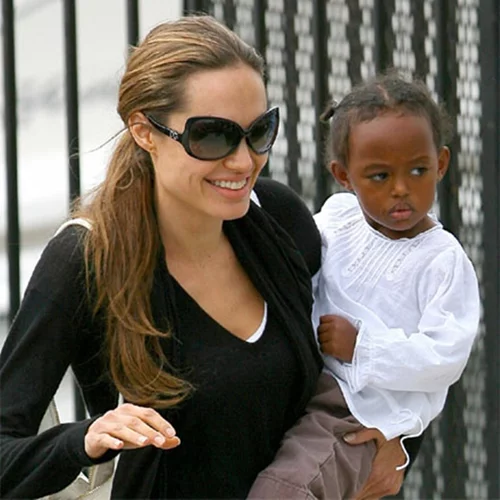 Angelina Jolie: Τι συμβαίνει με την Zahara;