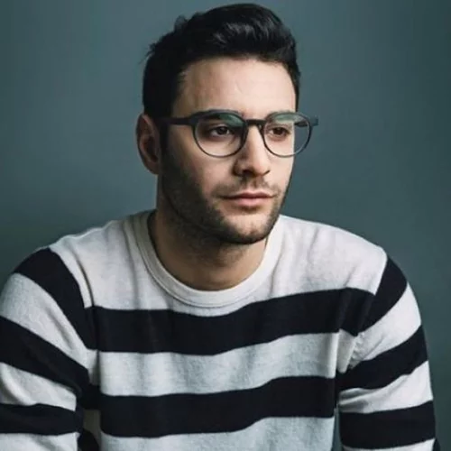 Ίαν Στρατής: Μιλάει ανοιχτά για το νέο έρωτα στη ζωή του