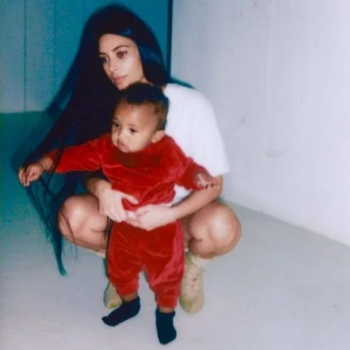 Kim Kardashian: Οι προσωπικές φωτογραφίες με τα παιδιά της και τον Kanye West